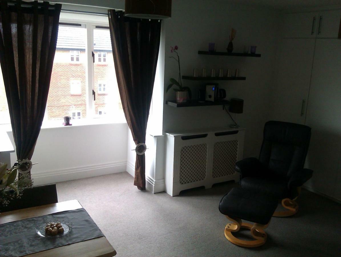 "New Entire Flat Zone2 - 20Min To Central" Appartement Londen Buitenkant foto